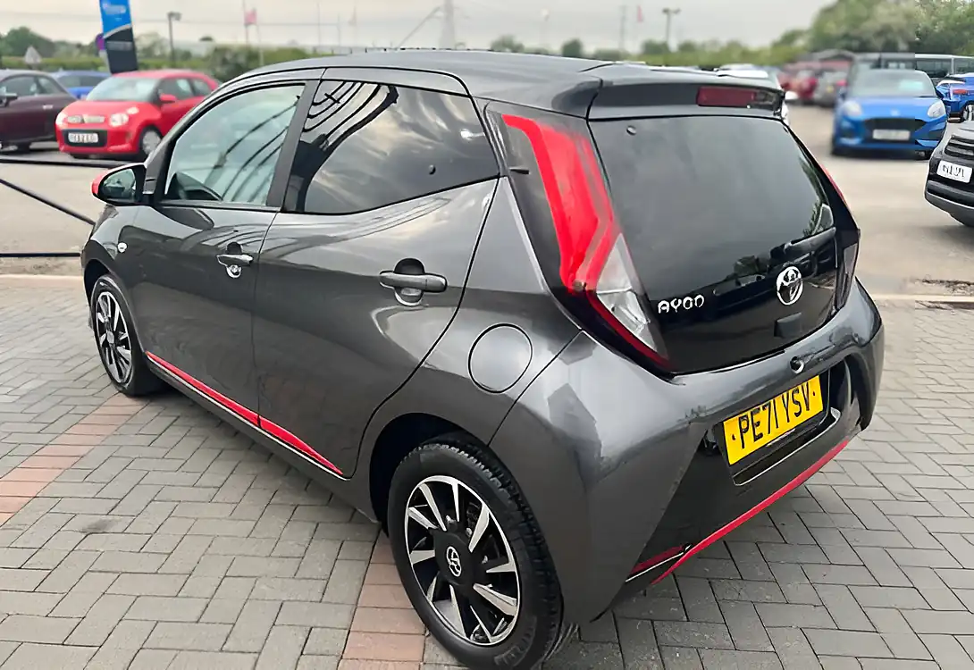 Used 2021 Toyota Aygo X-Trend Tss Magnetic Grey - Interior and Exterior details 8