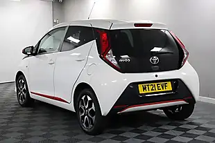 Used 2021 Toyota Aygo X-Trend Tss White - Interior and Exterior details 15