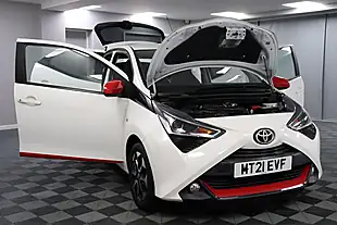 Used 2021 Toyota Aygo X-Trend Tss White - Interior and Exterior details 16