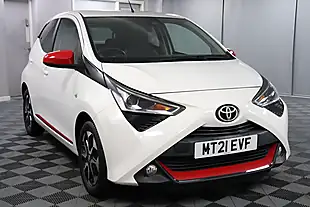 Used 2021 Toyota Aygo X-Trend Tss White - Interior and Exterior details 3