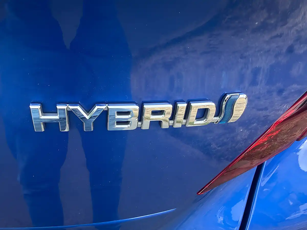 Used 2021 Toyota C-Hr Design Blue - Interior and Exterior details 12