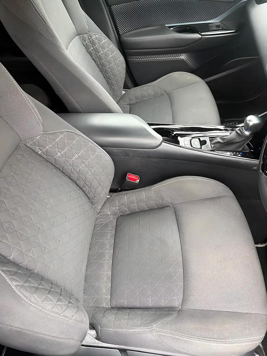 Used 2021 Toyota C-Hr Design Blue - Interior and Exterior details 17