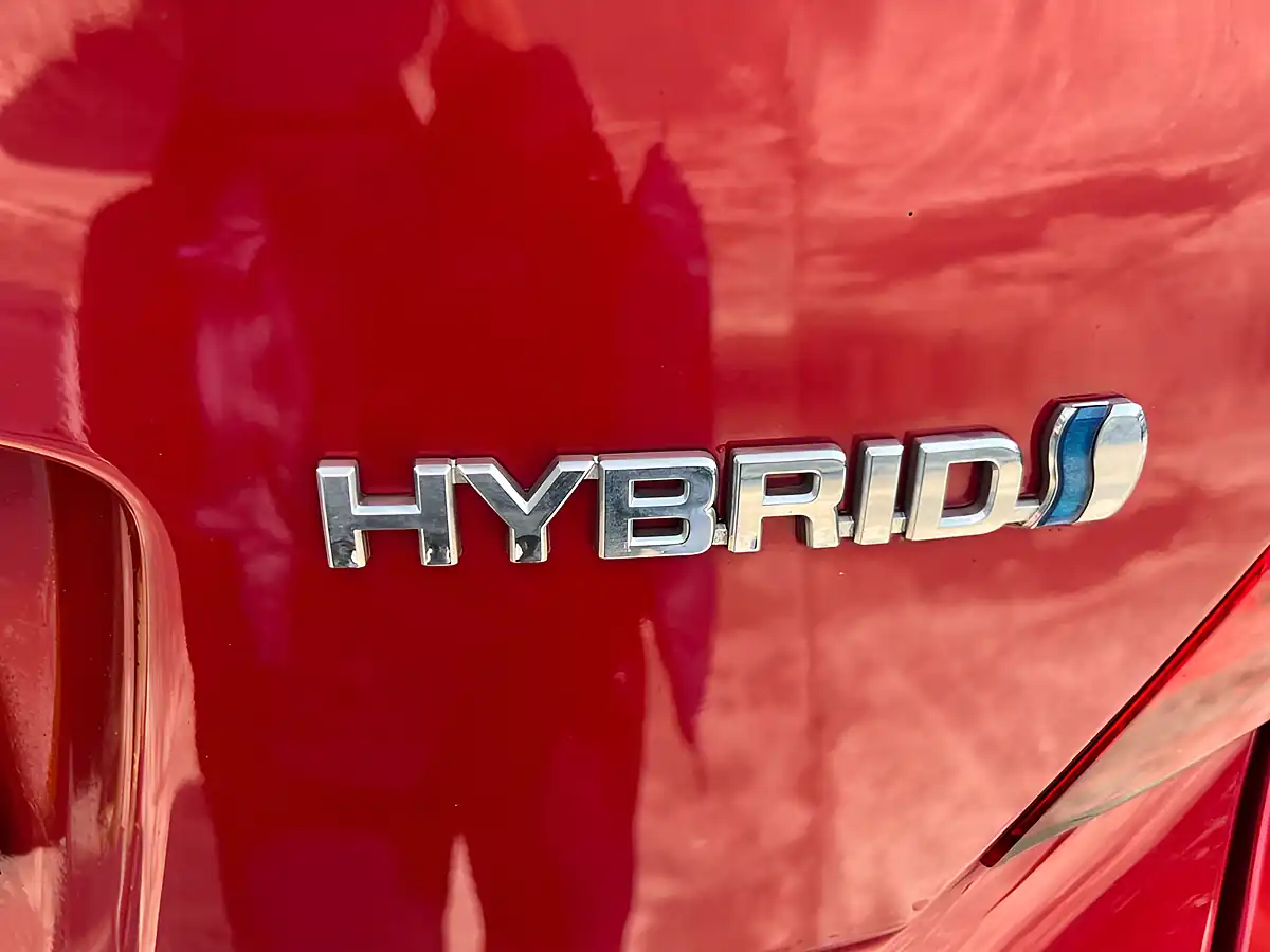 Used 2021 Toyota C-Hr Design Red - Interior and Exterior details 14