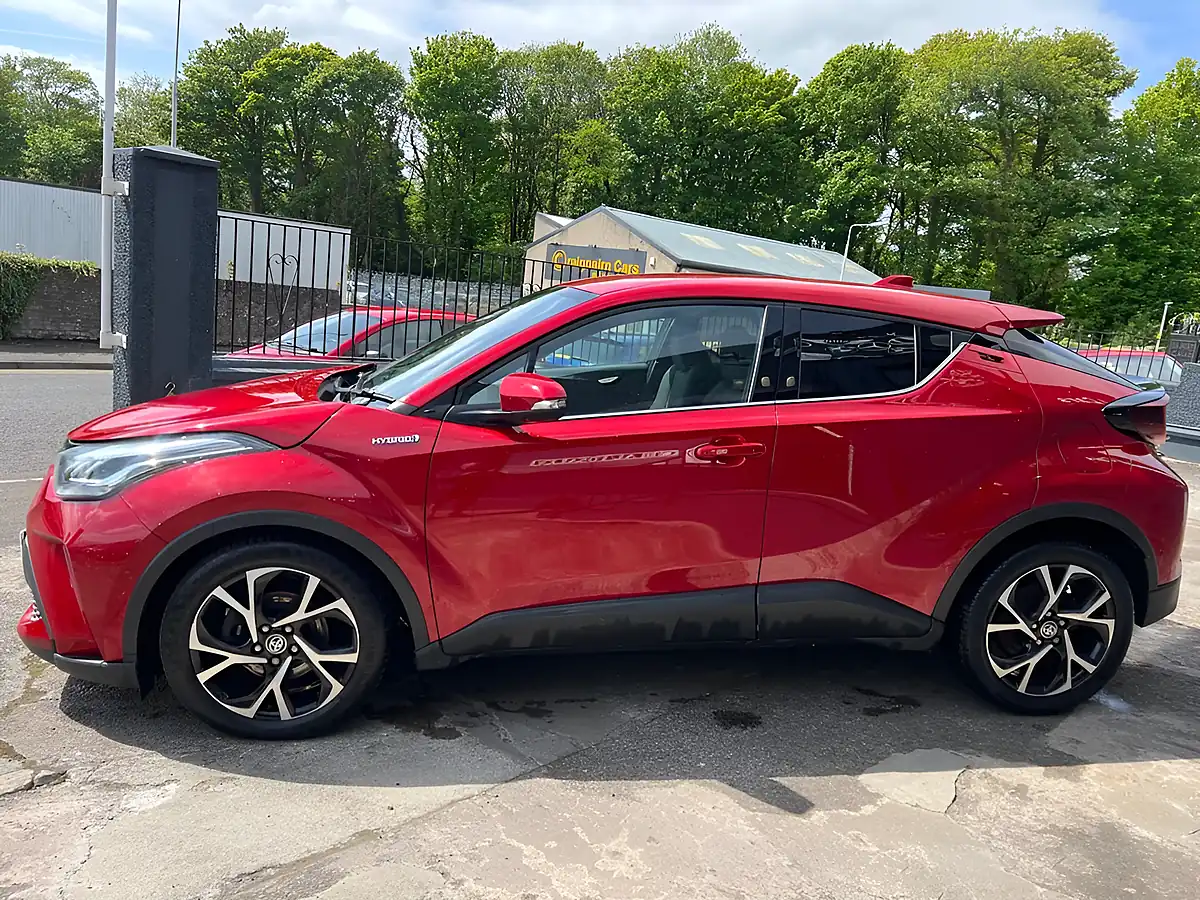 Used 2021 Toyota C-Hr Design Red - Interior and Exterior details 7