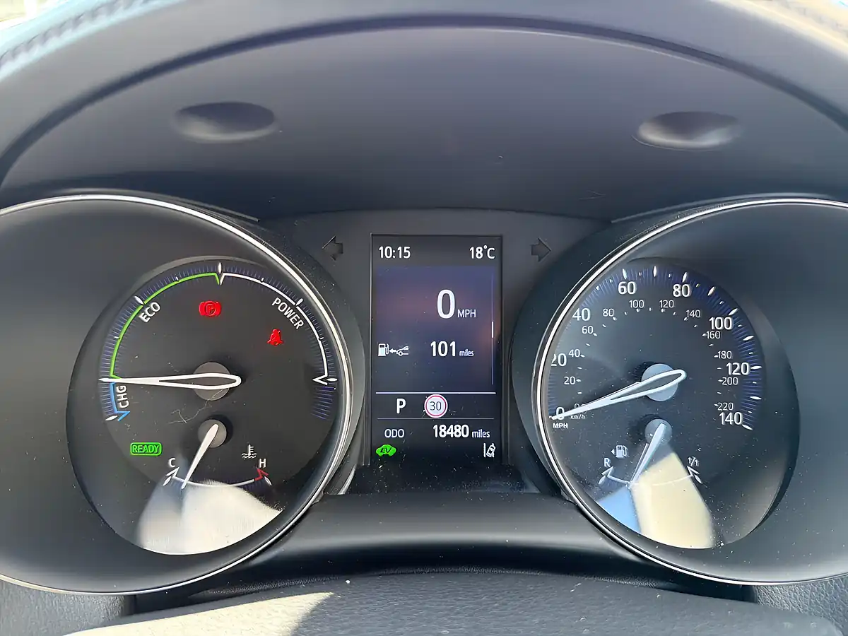 Used 2021 Toyota C-Hr Design White - Interior and Exterior details 17