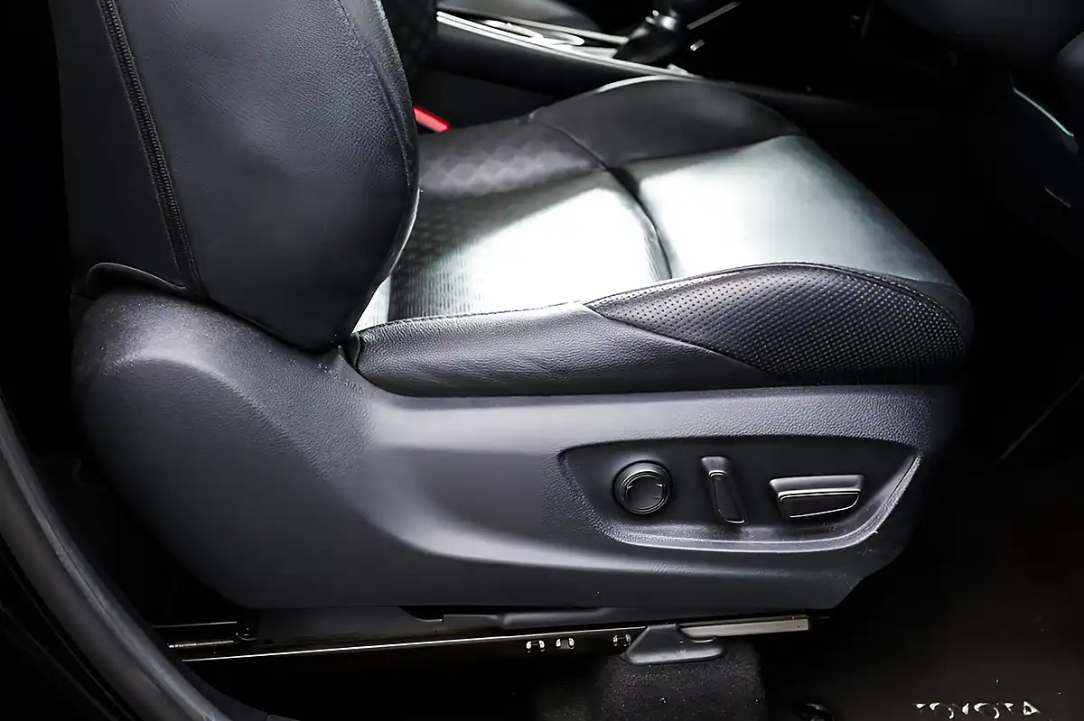 Used 2021 Toyota C-Hr Excel Black - Interior and Exterior details 15