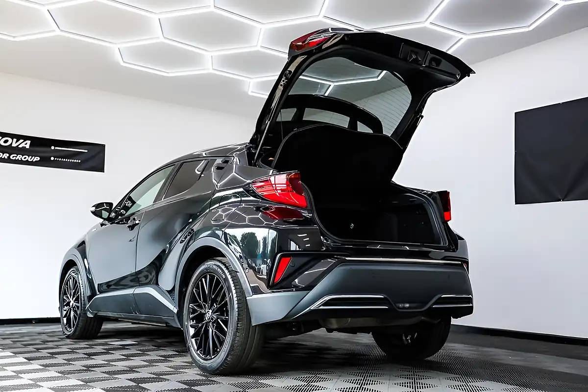 Used 2021 Toyota C-Hr Excel Black - Interior and Exterior details 19