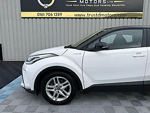 Used 2021 Toyota C-Hr Icon White - Interior and Exterior details 10
