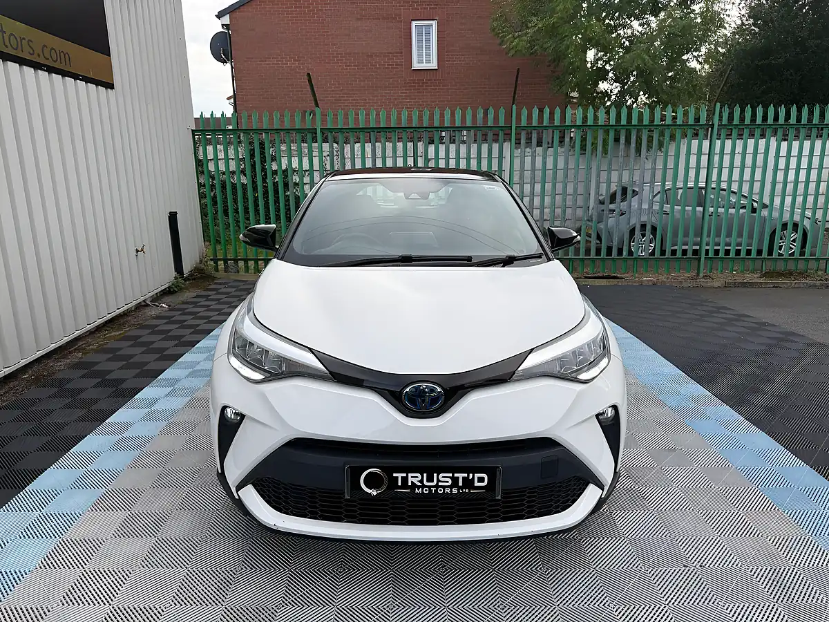 Used 2021 Toyota C-Hr Icon White - Interior and Exterior details 13