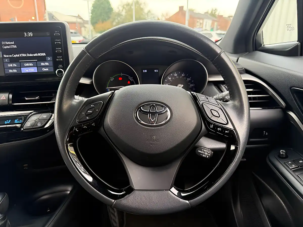 Used 2021 Toyota C-Hr Icon White - Interior and Exterior details 18