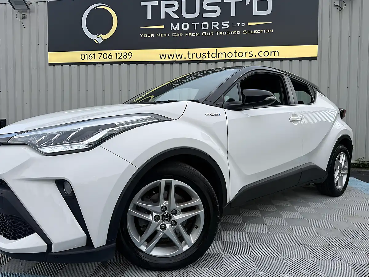 Used 2021 Toyota C-Hr Icon White - Interior and Exterior details 7