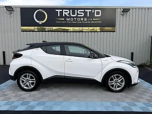 Used 2021 Toyota C-Hr Icon White - Interior and Exterior details 8