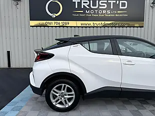 Used 2021 Toyota C-Hr Icon White - Interior and Exterior details 9