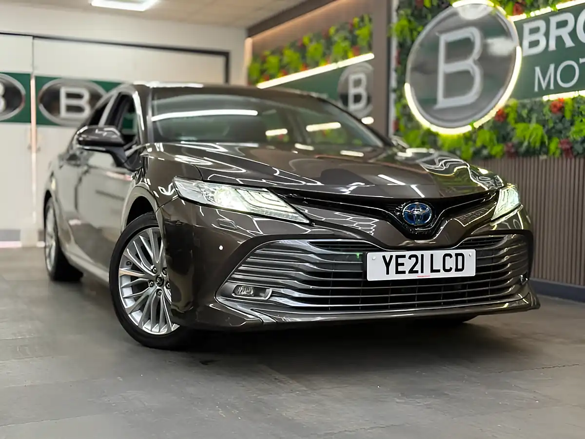 Used 2021 Toyota Camry Excel Grey - Front View