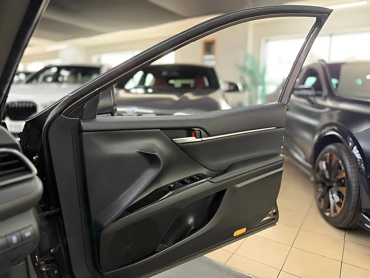 Used 2021 Toyota Camry Excel Grey - Interior and Exterior details 11