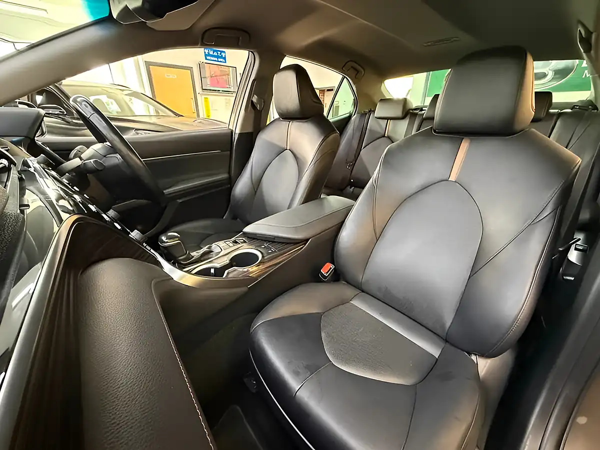 Used 2021 Toyota Camry Excel Grey - Interior and Exterior details 15