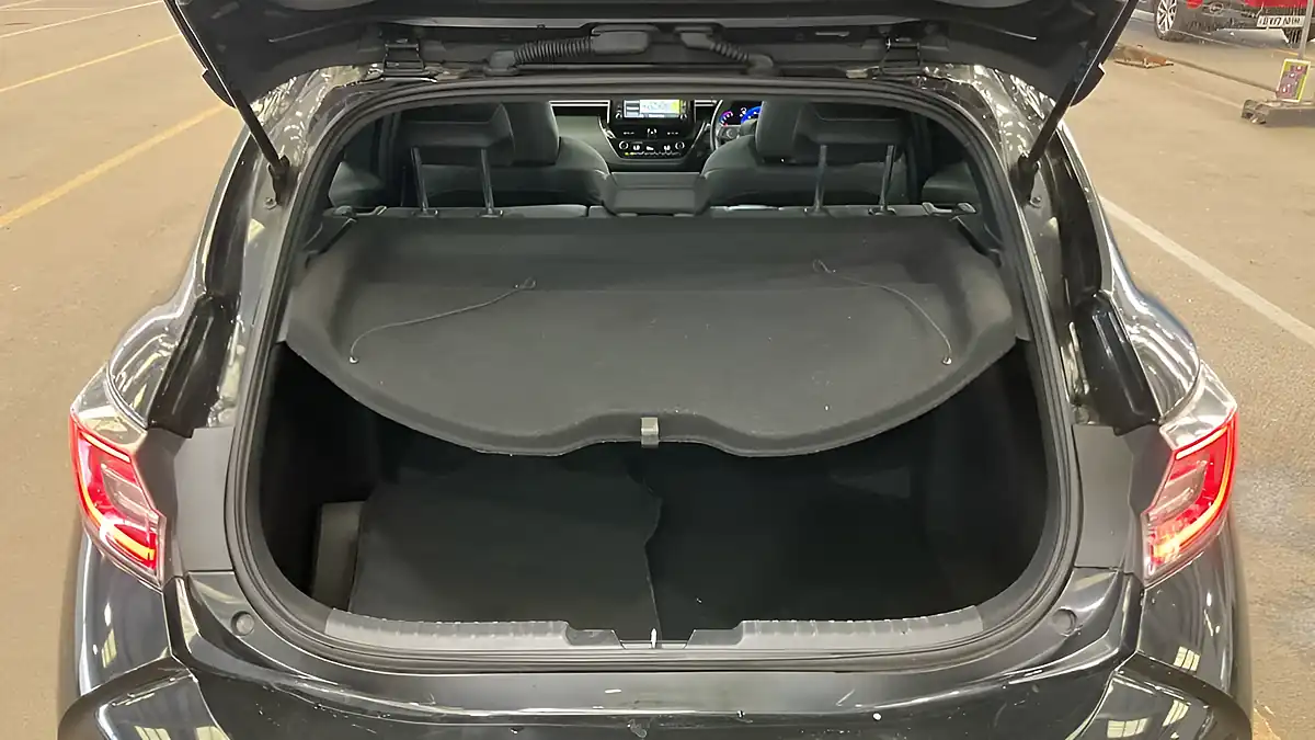 Used 2021 Toyota Corolla Design Black - Interior and Exterior details 14