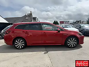 Used 2021 Toyota Corolla Design Red - Interior and Exterior details 6
