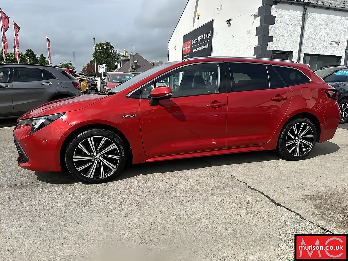 Used 2021 Toyota Corolla Design Red - Interior and Exterior details 7