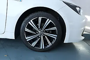 Used 2021 Toyota Corolla Design Touring Sports White - Interior and Exterior details 14