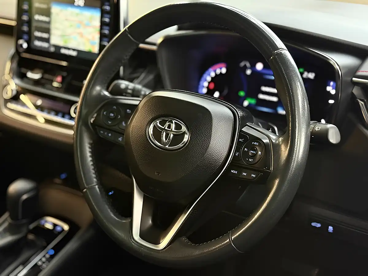 Used 2021 Toyota Corolla Excel White - Interior and Exterior details 19
