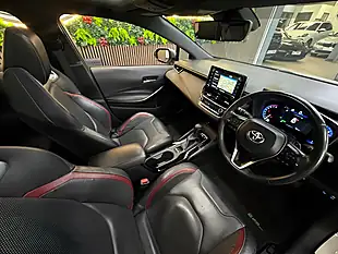 Used 2021 Toyota Corolla Excel White - Interior and Exterior details 16