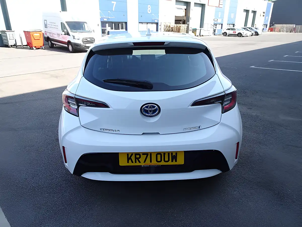 Used 2021 Toyota Corolla Icon Pure White - Interior and Exterior details 12