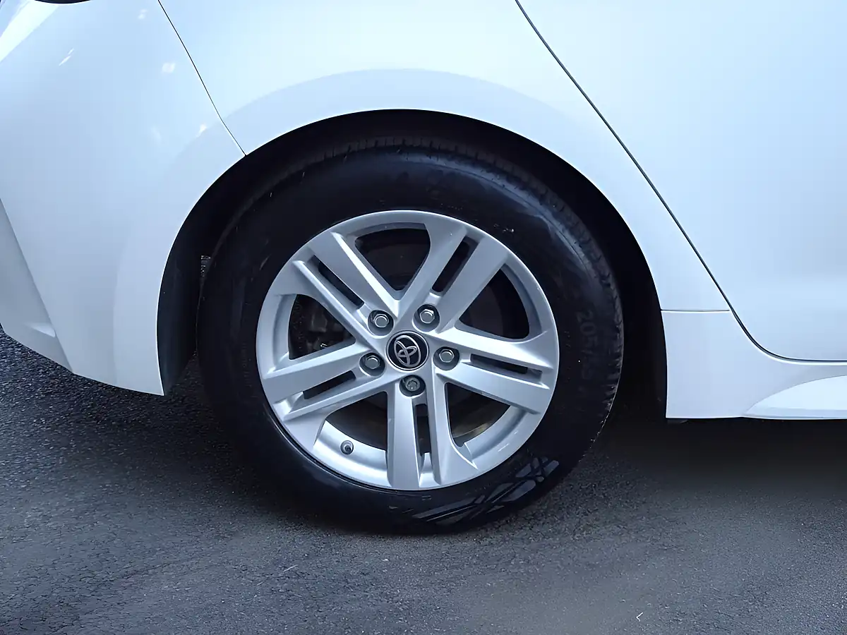 Used 2021 Toyota Corolla Icon Pure White - Interior and Exterior details 17