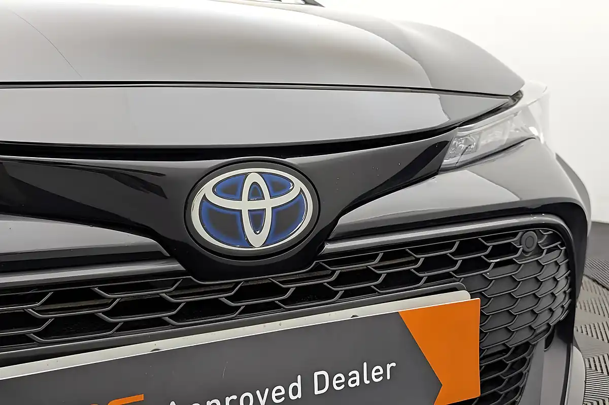 Used 2021 Toyota Corolla Icon Tech Touring Sports Black - Interior and Exterior details 17