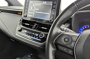 Used 2021 Toyota Corolla Icon White - Interior and Exterior details 10