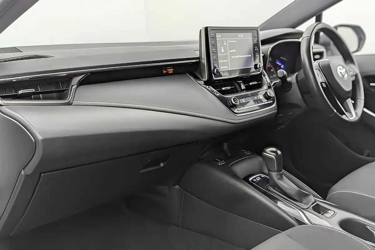 Used 2021 Toyota Corolla Icon White - Interior and Exterior details 12