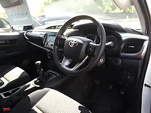 Used 2021 Toyota Hi-Lux Active White - Interior and Exterior details 10