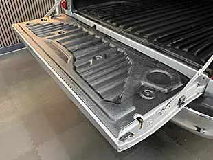Used 2021 Toyota Hilux Invincible 4WD Dcb Silver - Interior and Exterior details 20