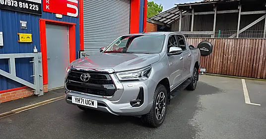 2021 Toyota Hilux Invincible D-4D Auto