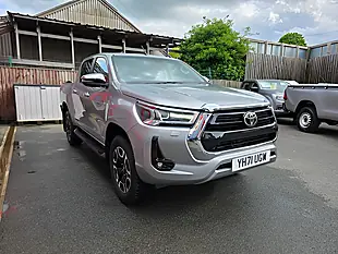 Used 2021 Toyota Hilux Invincible Dcb Silver - Interior and Exterior details 3