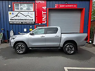 Used 2021 Toyota Hilux Invincible Dcb Silver - Interior and Exterior details 5