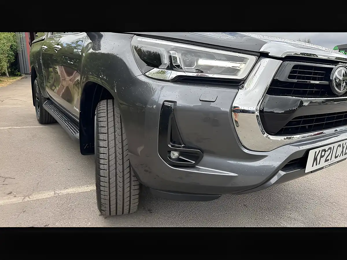 Used 2021 Toyota Hilux Invincible Grey - Interior and Exterior details 15