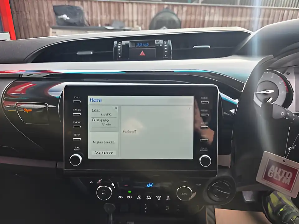 Used 2021 Toyota Hilux Invincible Grey - Interior and Exterior details 15