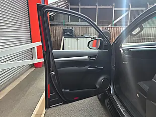 Used 2021 Toyota Hilux Invincible Grey - Interior and Exterior details 17