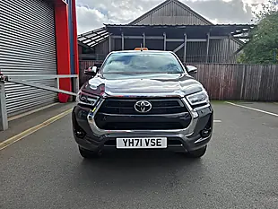 Used 2021 Toyota Hilux Invincible Grey - Interior and Exterior details 2