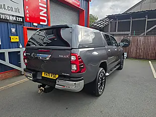Used 2021 Toyota Hilux Invincible Grey - Interior and Exterior details 8