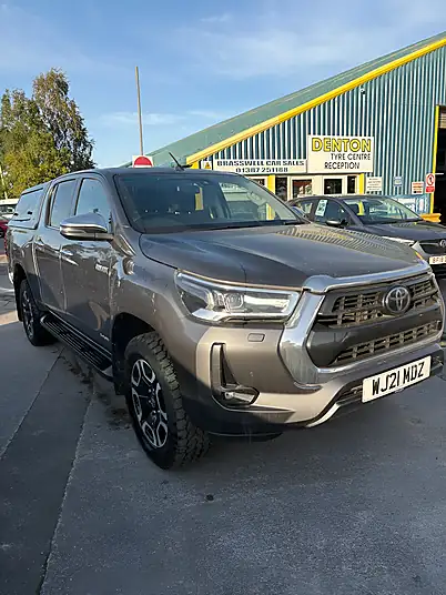 2021 Toyota Hilux Invincible 2.8 D-4D