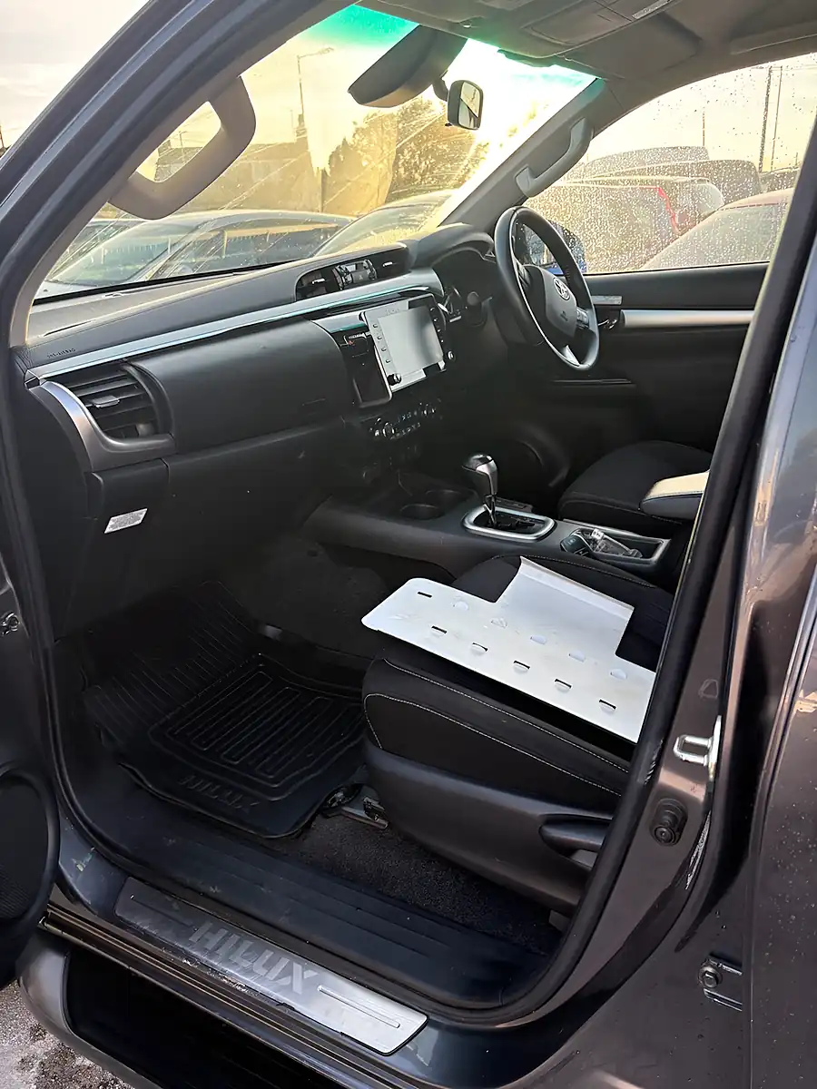 Used 2021 Toyota Hilux Invincible Grey - Interior and Exterior details 5