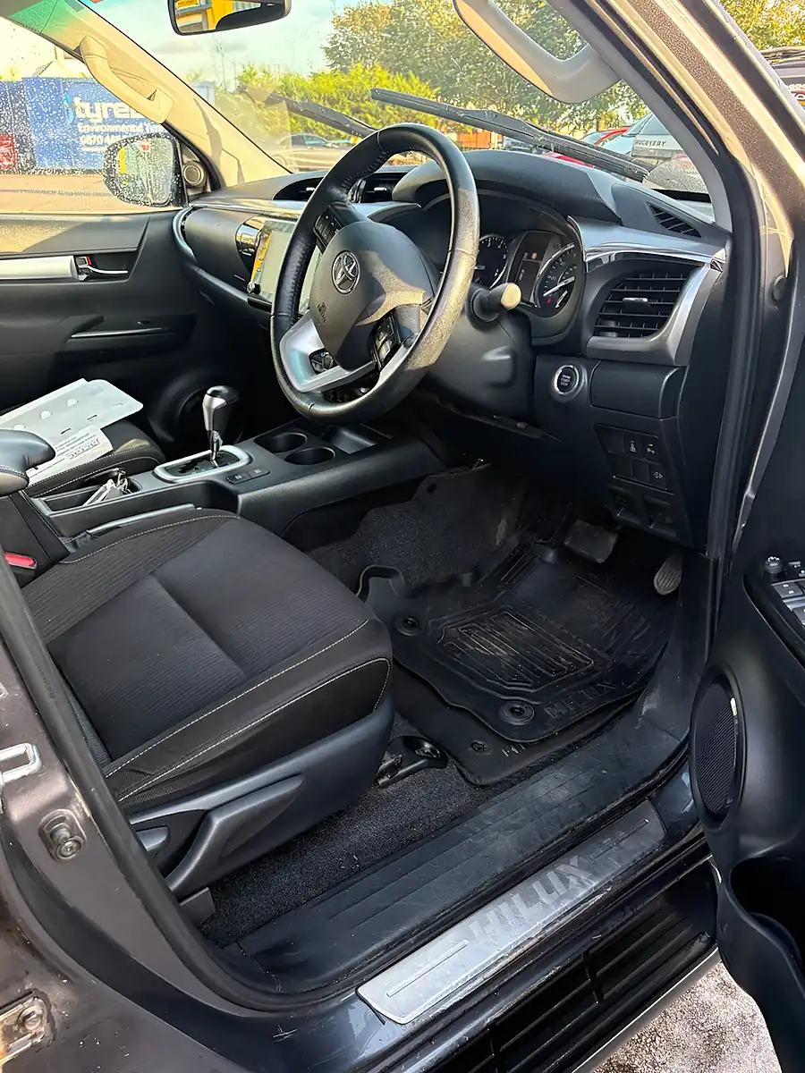 Used 2021 Toyota Hilux Invincible Grey - Interior and Exterior details 8