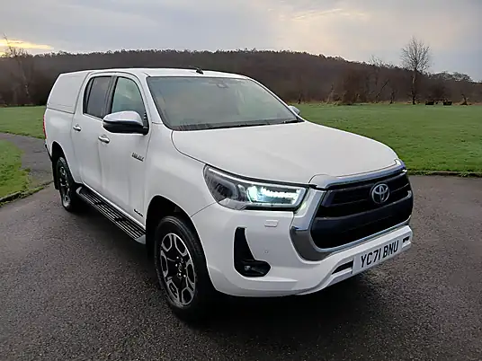 2021 Toyota Hilux Invincible 2.8 D-4D