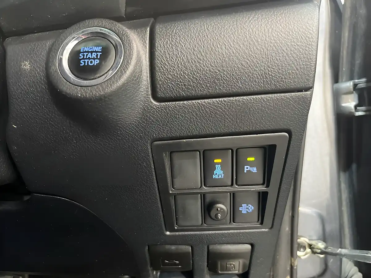 Used 2021 Toyota Hilux Invincible X Grey - Interior and Exterior details 15