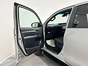 Used 2021 Toyota Hilux Invincible X Hi-Luxury Silver - Interior and Exterior details 12