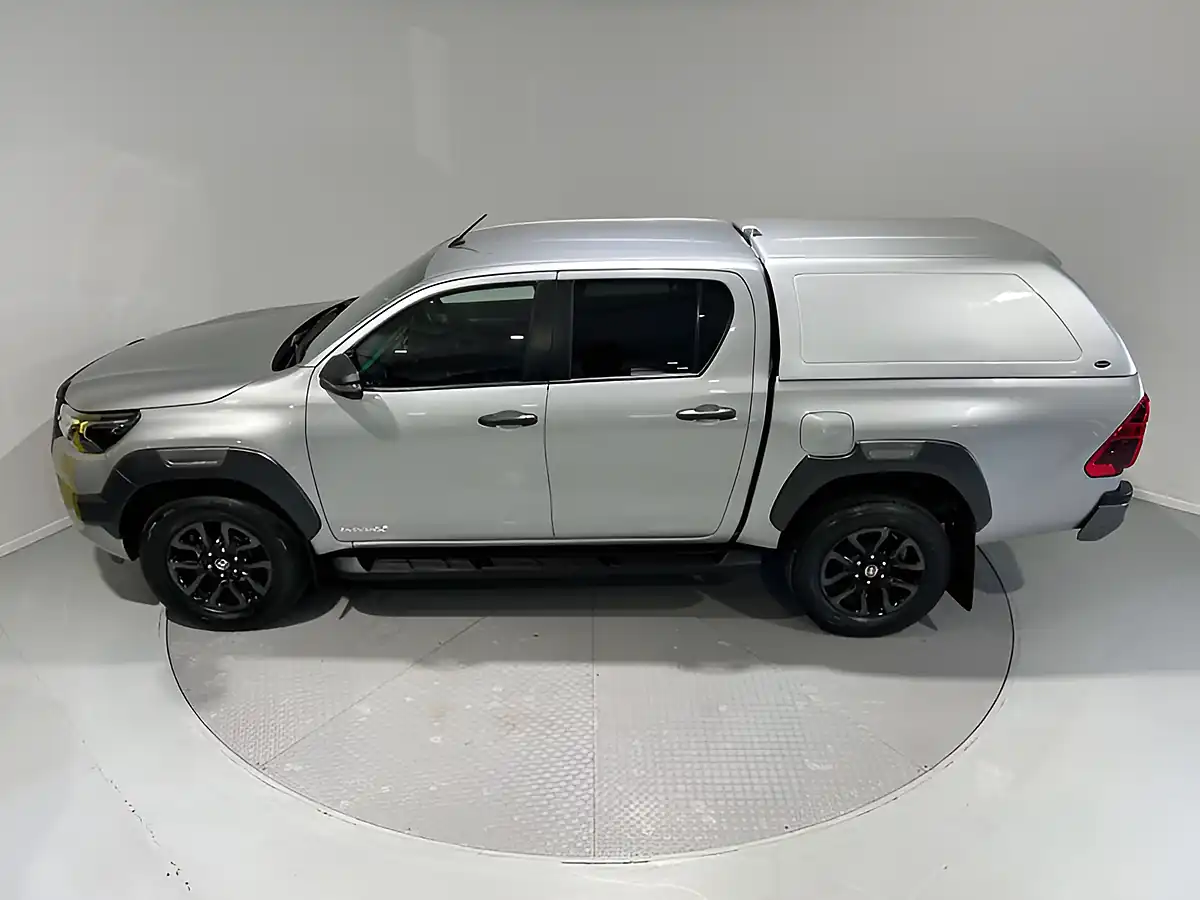 Used 2021 Toyota Hilux Invincible X Hi-Luxury Silver - Interior and Exterior details 14