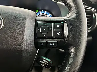 Used 2021 Toyota Hilux Invincible X Hi-Luxury Silver - Interior and Exterior details 17