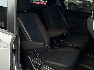 Used 2021 Toyota Noah Voxy Silver - Interior and Exterior details 10